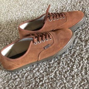 COPY - Vans Suede lo Pro in brown. For woman great condition